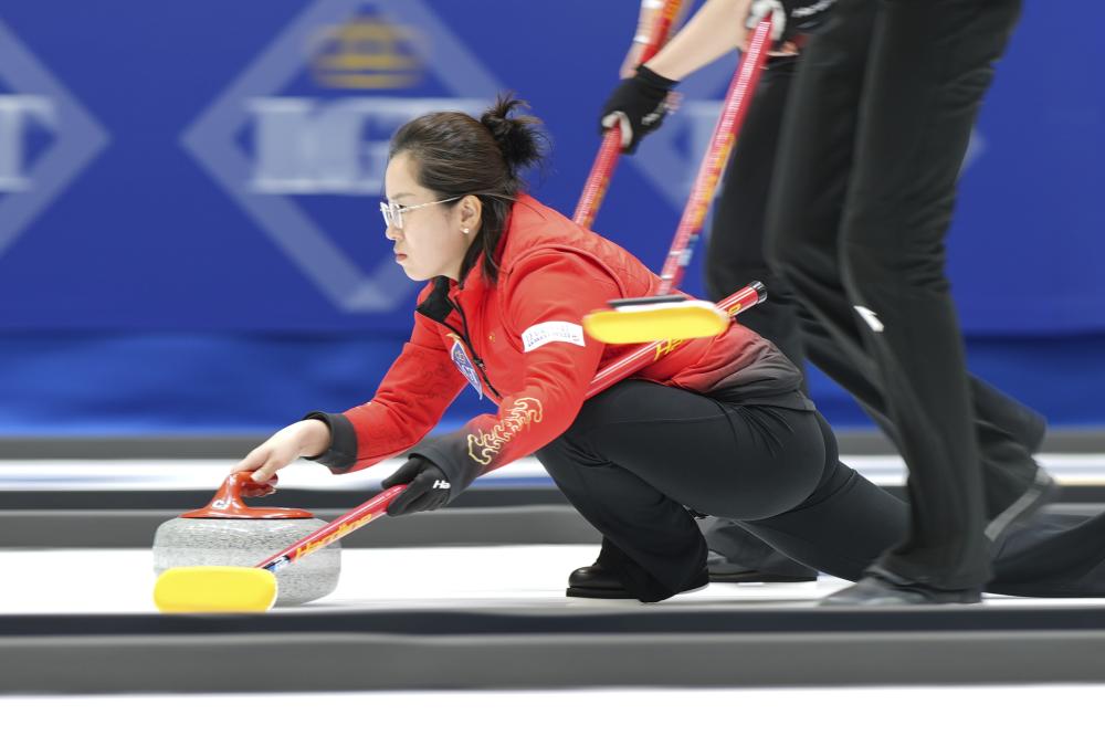 巴克利放言：湖人夺冠机会为零，别被东契奇交易冲昏头脑！.